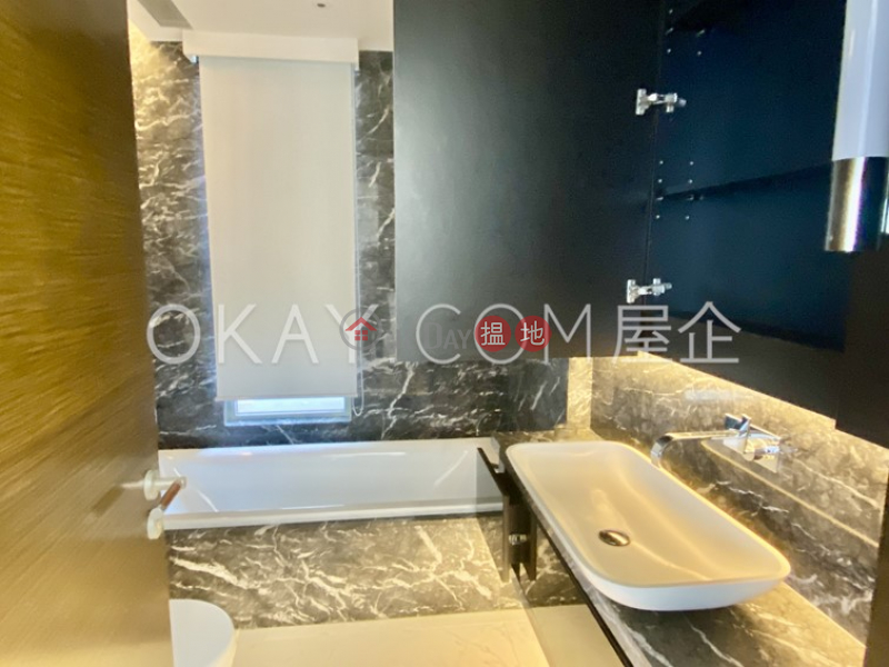 Unique 4 bedroom with balcony & parking | Rental | 39 Conduit Road 天匯 Rental Listings