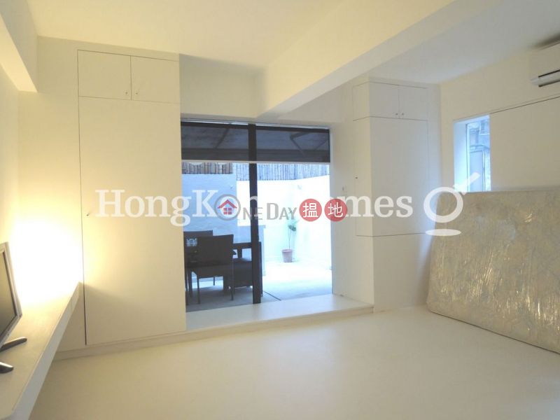 HK$ 15,000/ month 31 Elgin Street Central District, Studio Unit for Rent at 31 Elgin Street