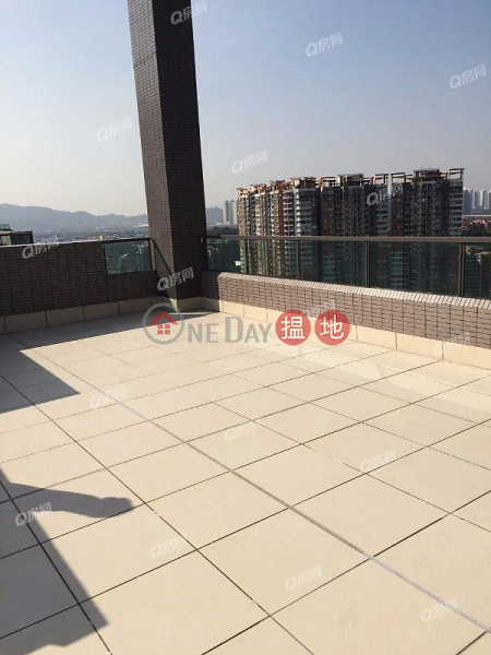 Property Search Hong Kong | OneDay | Residential Sales Listings | Park Signature Block 1, 2, 3 & 6 | 3 bedroom High Floor Flat for Sale