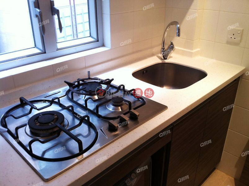HK$ 23,000/ month, Peace Tower | Western District, Peace Tower | 2 bedroom Low Floor Flat for Rent