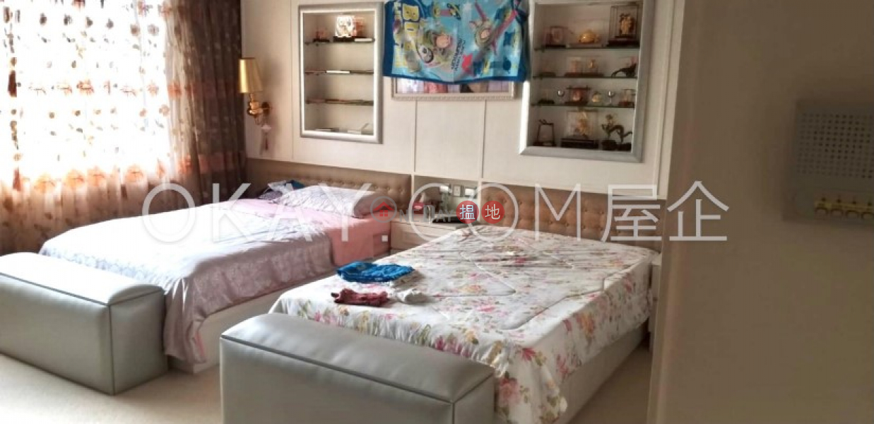Beautiful 4 bedroom with parking | For Sale | The Crescent Block C 仁禮花園 C座 Sales Listings