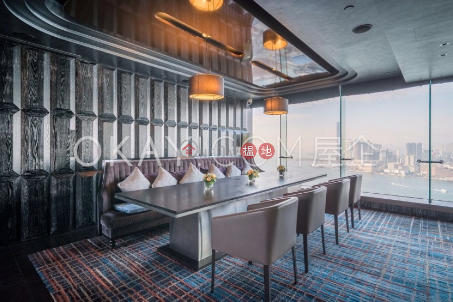 HK$ 9.49M | The Gloucester | Wan Chai District, Stylish 1 bedroom with harbour views & balcony | For Sale