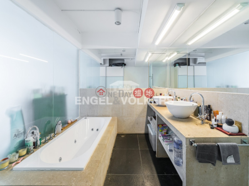 HK$ 47,000/ month | Friendship Commercial Building Central District, 1 Bed Flat for Rent in Soho