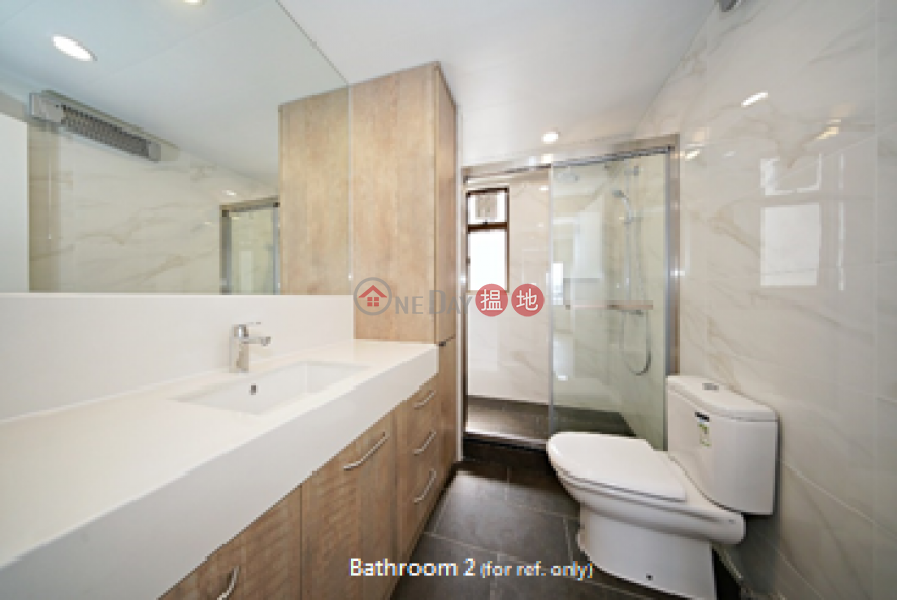 HK$ 73,000/ month, 2 Old Peak Road Central District Newly renovated Panoramic Harbour View High Floor