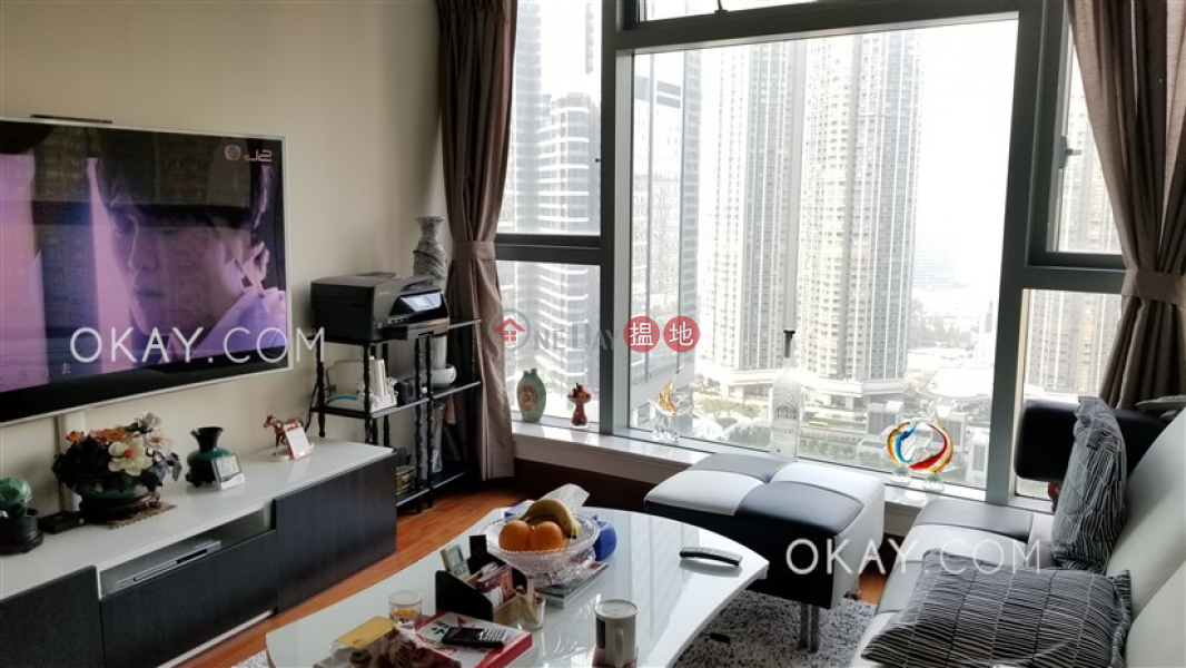Charming 2 bedroom in Kowloon Station | Rental | The Harbourside Tower 3 君臨天下3座 Rental Listings