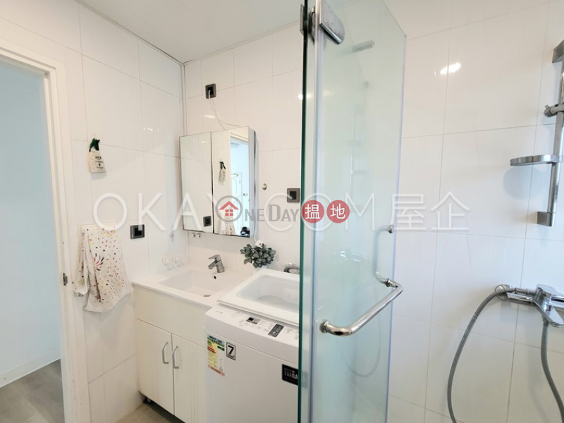 HK$ 28,000/ month | Discovery Bay, Phase 7 La Vista, 5 Vista Avenue, Lantau Island, Lovely 3 bedroom with sea views & balcony | Rental
