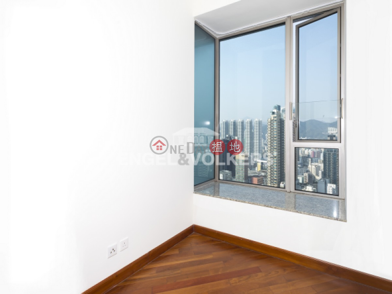 Property Search Hong Kong | OneDay | Residential Sales Listings | 3 Bedroom Family Flat for Sale in Tai Kok Tsui