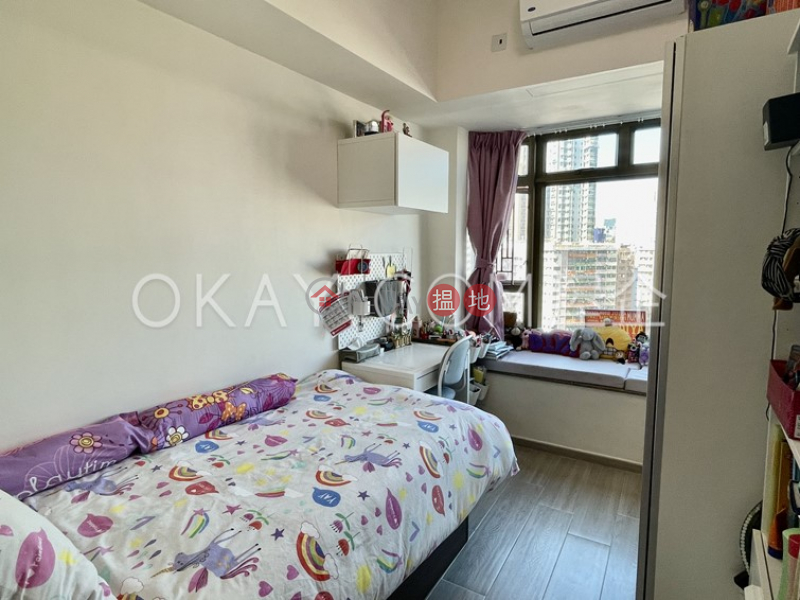 HK$ 27,000/ month Royal Peninsula Block 2 Kowloon City, Gorgeous 3 bedroom in Hung Hom | Rental