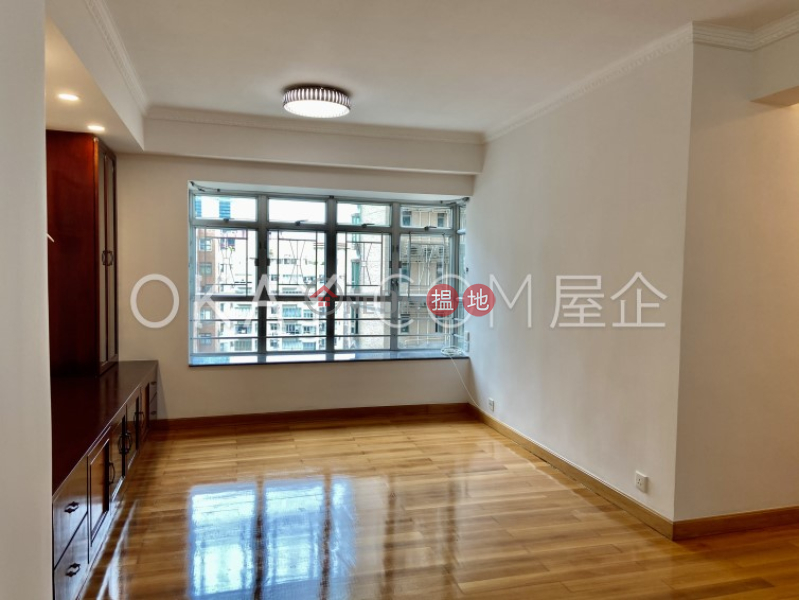 Elegant 3 bedroom with parking | For Sale | Conduit Tower 君德閣 Sales Listings