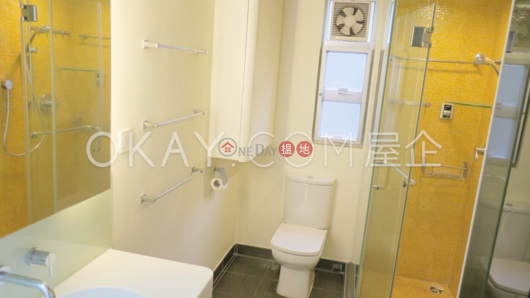 Efficient 4 bedroom on high floor with parking | For Sale, 1-5 Boyce Road | Wan Chai District Hong Kong | Sales HK$ 38.8M