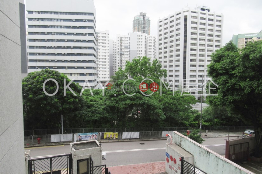 3房2廁,連車位,露台仁禮花園 A座出租單位|仁禮花園 A座(The Crescent Block A)出租樓盤 (OKAY-R367005)