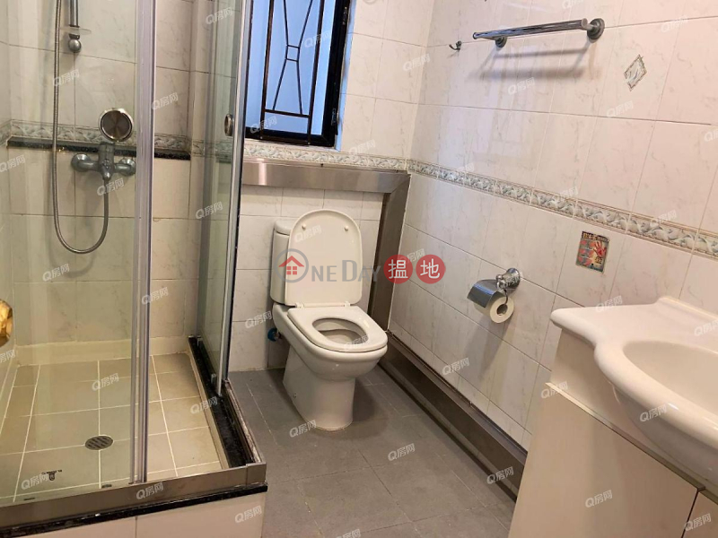 HK$ 46,000/ month Scenecliff Western District Scenecliff | 3 bedroom Mid Floor Flat for Rent