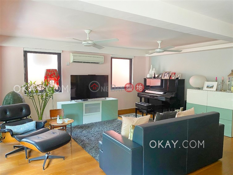 Luxurious house with balcony & parking | For Sale | Tan Cheung Ha Village 頓場下村 Sales Listings