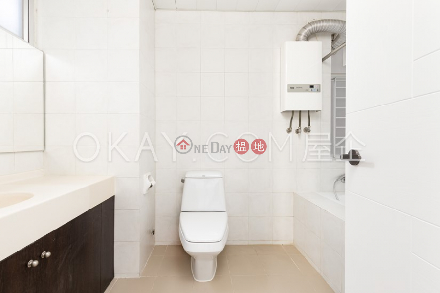 Efficient 3 bedroom with balcony & parking | Rental | 1-4 Chun Fai Terrace | Wan Chai District, Hong Kong | Rental HK$ 62,800/ month