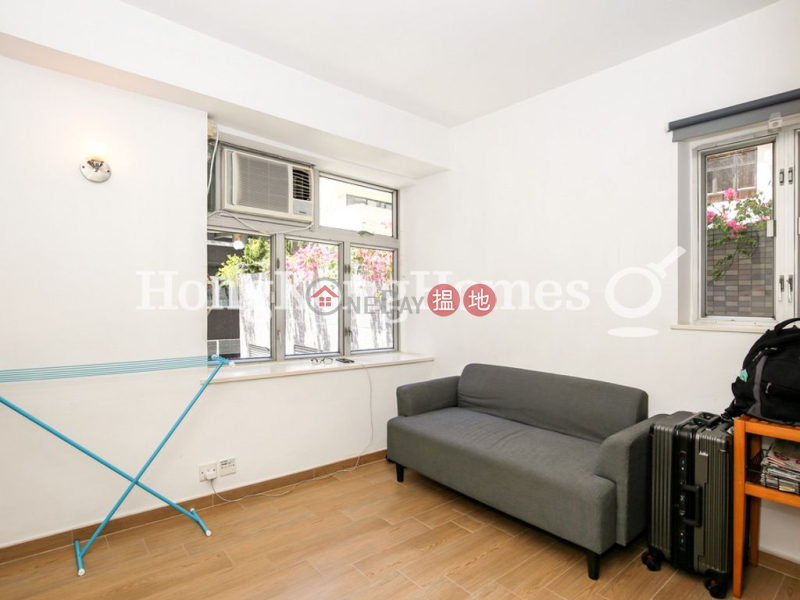 Studio Unit for Rent at Ying Pont Building 69-71A Peel Street | Central District, Hong Kong, Rental HK$ 16,000/ month