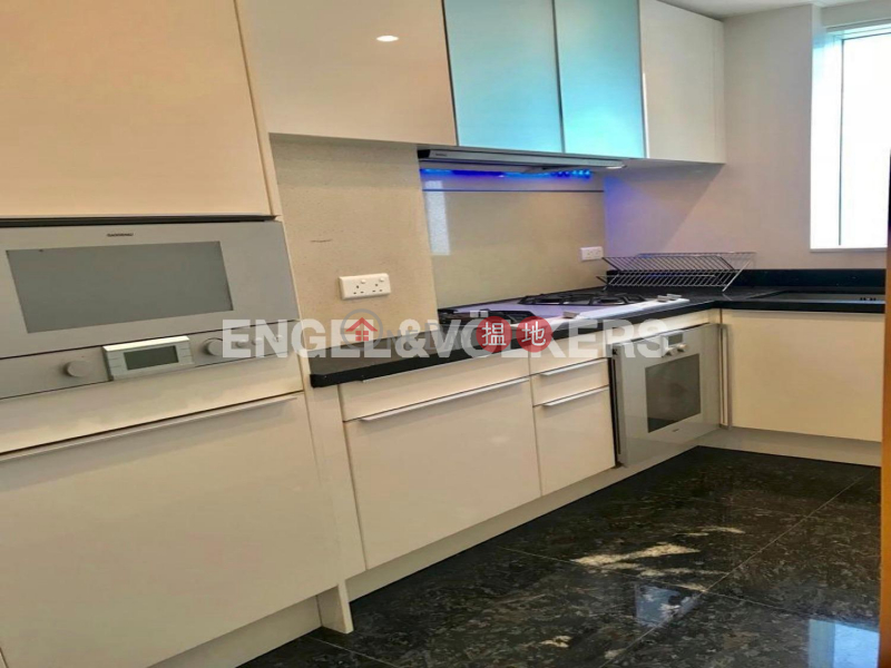 Property Search Hong Kong | OneDay | Residential | Rental Listings | 1 Bed Flat for Rent in Tsim Sha Tsui