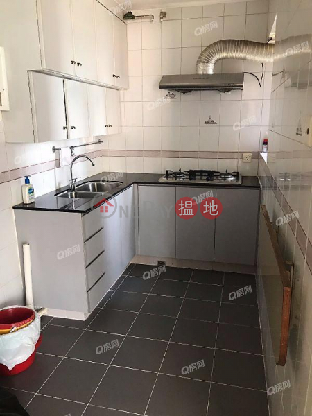 HK$ 24,800/ month South Horizons Phase 2, Mei Fai Court Block 17 Southern District South Horizons Phase 2, Mei Fai Court Block 17 | 3 bedroom Low Floor Flat for Rent