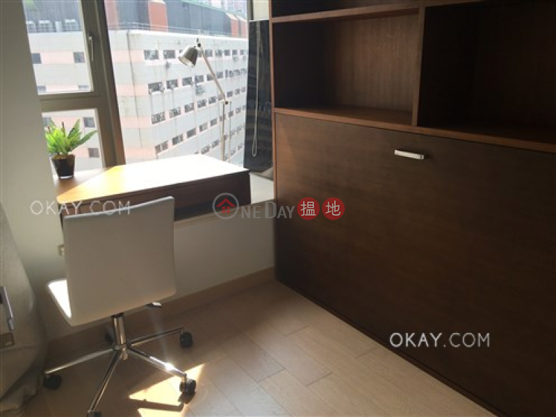 HK$ 32,000/ 月西浦-西區-2房1廁,星級會所,露台西浦出租單位