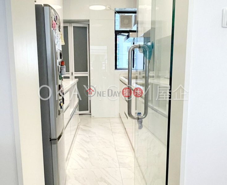 香港搵樓|租樓|二手盤|買樓| 搵地 | 住宅出租樓盤3房2廁,星級會所,可養寵物,連車位比華利山出租單位