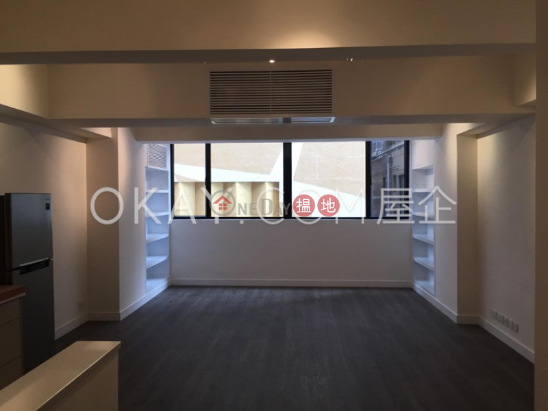 Lovely 2 bedroom with terrace | Rental | 345 Queens Road West | Western District | Hong Kong Rental HK$ 30,000/ month