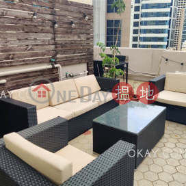 Lovely 1 bedroom on high floor with rooftop | Rental | Mandarin Court 文華閣 _0