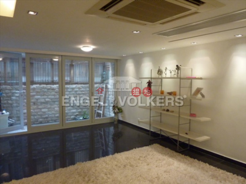 Property Search Hong Kong | OneDay | Residential | Rental Listings | 2 Bedroom Flat for Rent in Sai Ying Pun