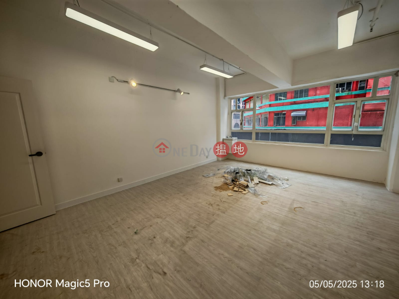 工作室連平台94-96巧明街 | 觀塘區香港出租HK$ 15,800/ 月