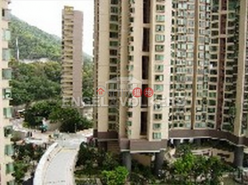 Property Search Hong Kong | OneDay | Residential | Sales Listings | 3 Bedroom Family Flat for Sale in Shek Tong Tsui