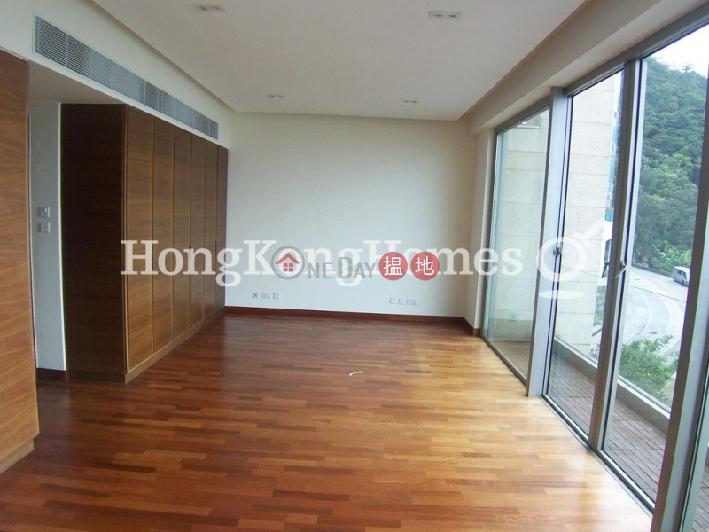 HK$ 300,000/ month, Sky Court Central District Expat Family Unit for Rent at Sky Court