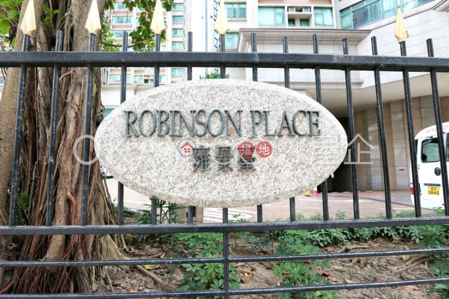 HK$ 33M, Robinson Place Western District | Luxurious 3 bedroom on high floor with sea views | For Sale