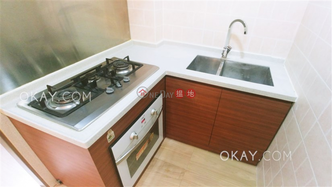 Lovely 3 bedroom with balcony | Rental, Causeway Bay Mansion 銅鑼灣大廈 Rental Listings | Wan Chai District (OKAY-R287672)