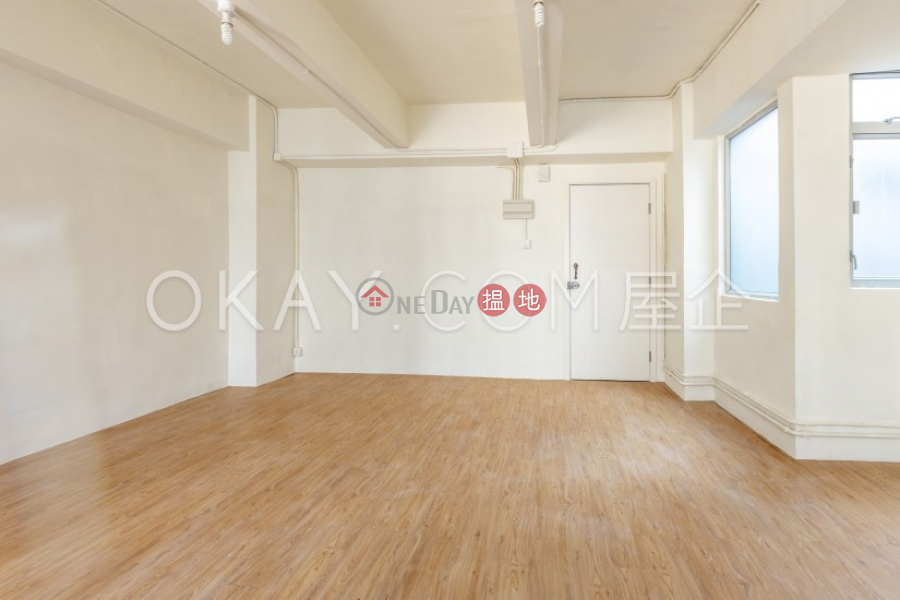 Property Search Hong Kong | OneDay | Residential, Sales Listings, Intimate high floor with rooftop | For Sale