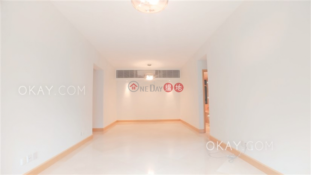 Property Search Hong Kong | OneDay | Residential | Sales Listings Luxurious 2 bedroom on high floor with parking | For Sale