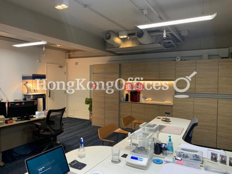 HK$ 25,002/ month | Waga Commercial Centre Central District Office Unit for Rent at Waga Commercial Centre