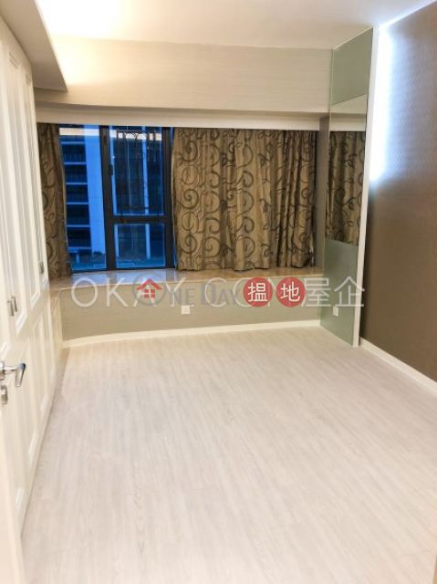 Charming 2 bedroom with parking | Rental, Tower 3 Carmen's Garden 嘉文花園3座 | Yau Tsim Mong (OKAY-R383527)_0