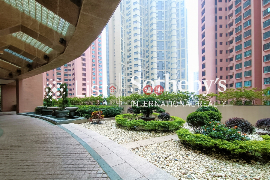 Property for Sale at Hillsborough Court with 3 Bedrooms | Hillsborough Court 曉峰閣 Sales Listings