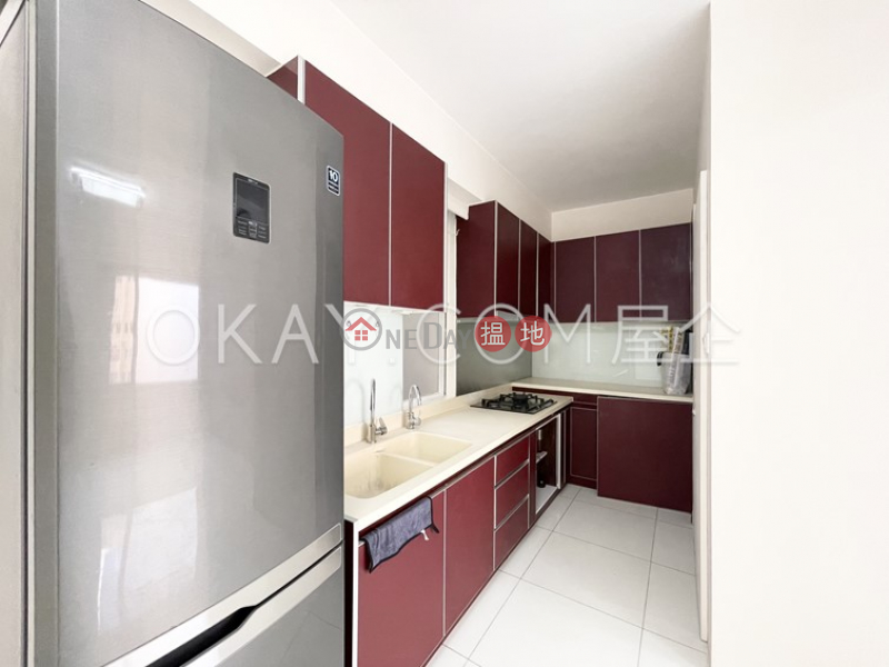 HK$ 11.8M, Fortune Building, Wan Chai District | Tasteful 2 bedroom in Happy Valley | For Sale