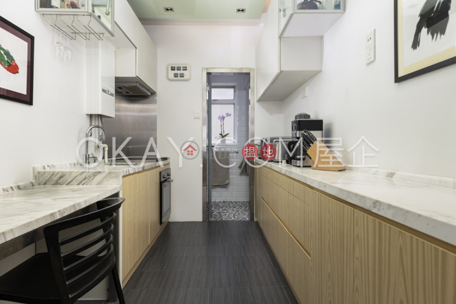 HK$ 9.5M Ka Fu Building Block A, Western District Popular with harbour views in Western District | For Sale