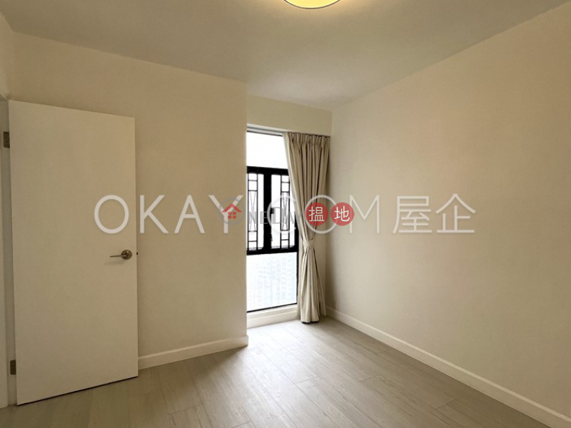 Luxurious 3 bed on high floor with balcony & parking | Rental | Ronsdale Garden 龍華花園 Rental Listings