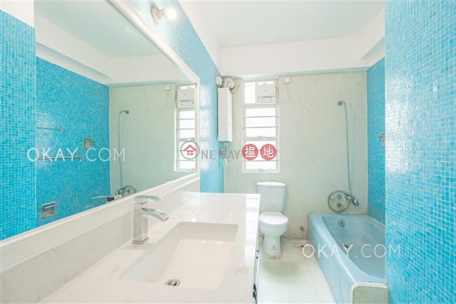 Efficient 5 bed on high floor with balcony & parking | For Sale 5 Babington Path | Western District Hong Kong, Sales HK$ 53M