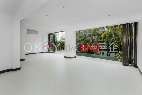 Beautiful house with balcony & parking | For Sale | The Green Villa 翠巒小築 _0