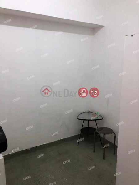 Property Search Hong Kong | OneDay | Residential | Sales Listings 175 Des Voeux Road West | 3 bedroom High Floor Flat for Sale