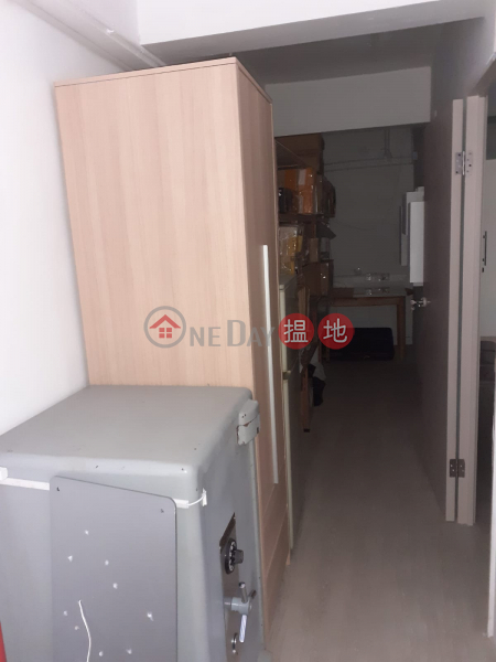Property Search Hong Kong | OneDay | Office / Commercial Property | Rental Listings, Newly renovated, own toilet and air conditioning, 1 min from MTR station