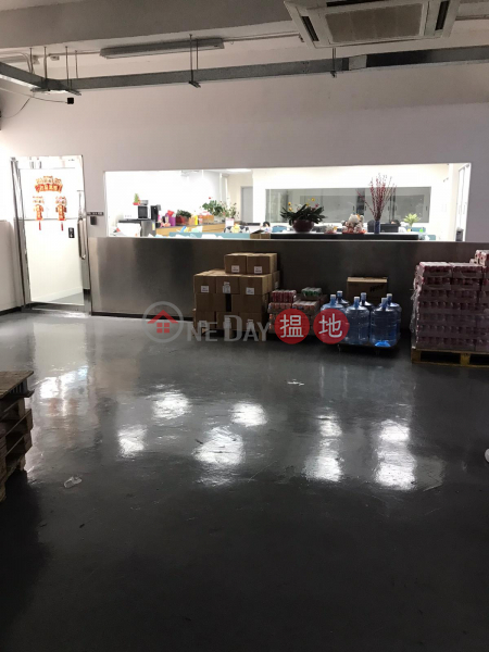 Property Search Hong Kong | OneDay | Industrial Rental Listings | Kwai Hing Industrial Building: A Top-Selling Food Production Factory with Professional Licenses!