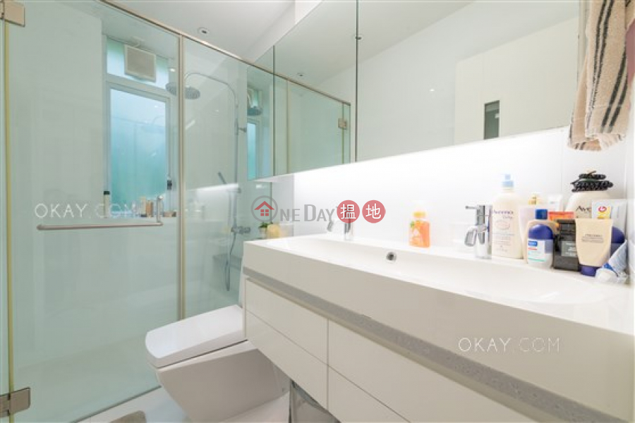 Lovely 3 bedroom on high floor with rooftop | For Sale | 27-29 Village Terrace | Wan Chai District, Hong Kong | Sales | HK$ 23M