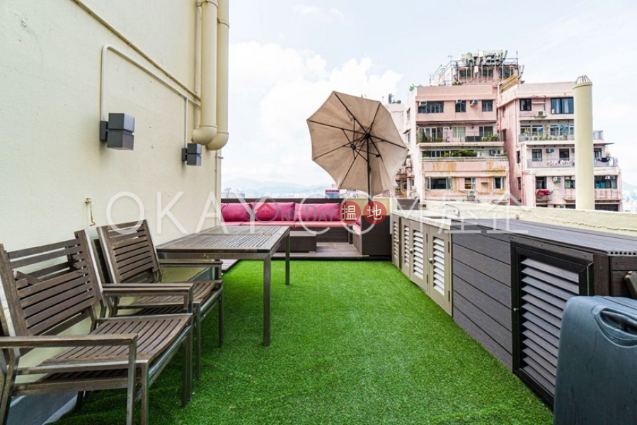 Rare 1 bedroom on high floor with sea views & rooftop | Rental | On Fung Building 安峰大廈 Rental Listings