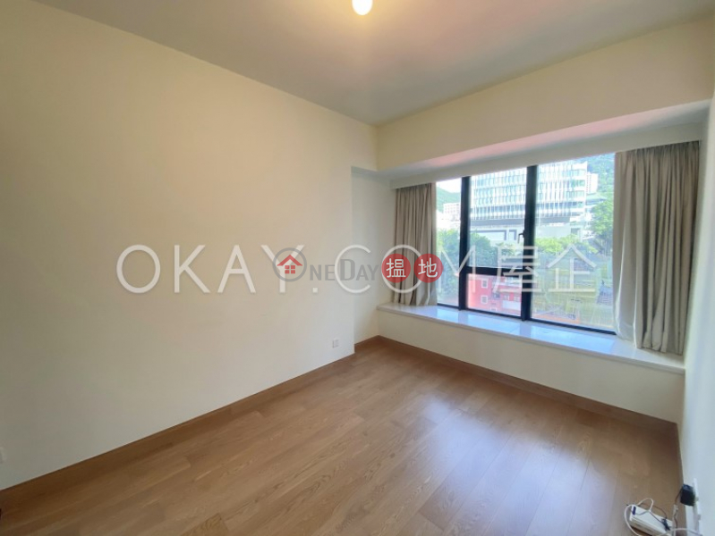 Elegant 2 bedroom with balcony | Rental, Resiglow Resiglow Rental Listings | Wan Chai District (OKAY-R323114)