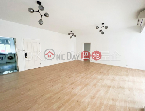 Rare 3 bedroom with balcony & parking | Rental | 2 Monmouth Terrace 萬茂臺 _0