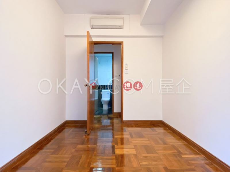 HK$ 23.8M | Hillsborough Court Central District Tasteful 2 bedroom in Mid-levels Central | For Sale
