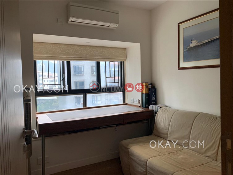 Rare 2 bedroom on high floor with parking | Rental | Illumination Terrace 光明臺 Rental Listings